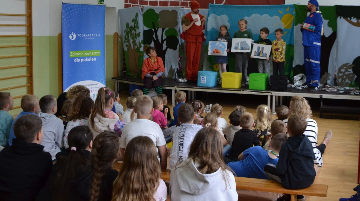 Spektakl ekologiczny w Żarówce