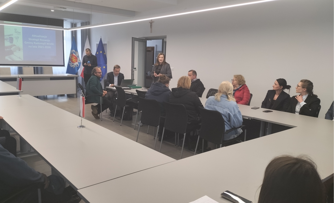 Spotkanie z mieszkańcami poświęcone opracowaniu aktualizacji Strategii Rozwoju Gminy Radomyśl Wielki